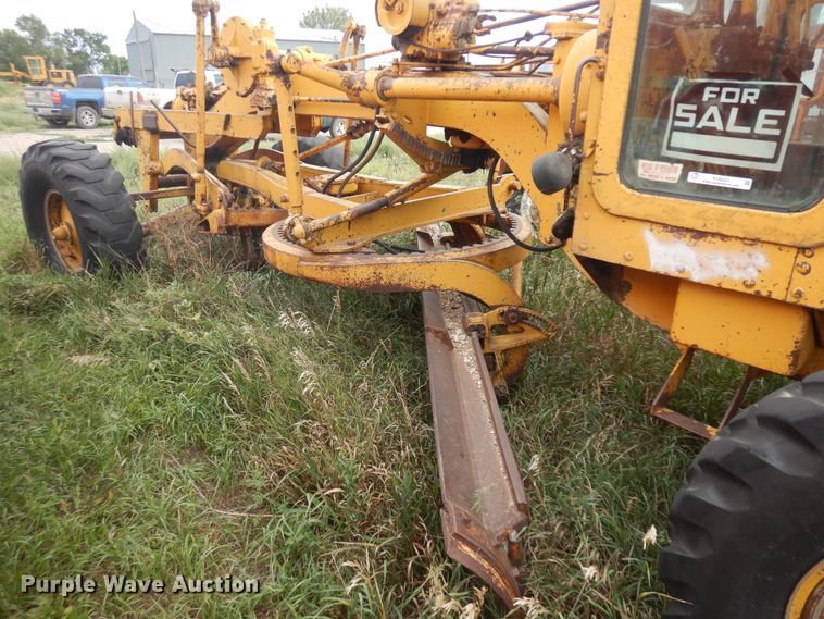 image for item KU9321 Caterpillar  rigid frame motor grader