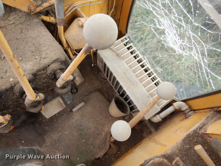 image for item KU9321 Caterpillar  rigid frame motor grader