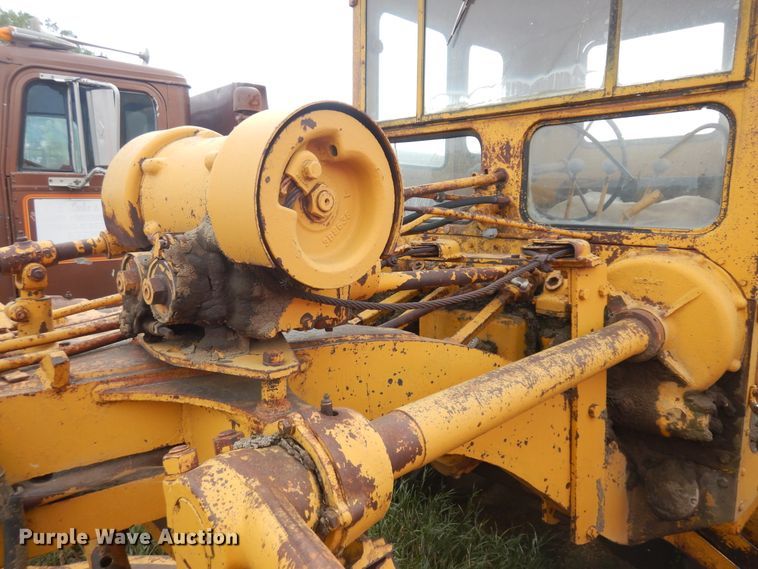 image for item KU9321 Caterpillar  rigid frame motor grader