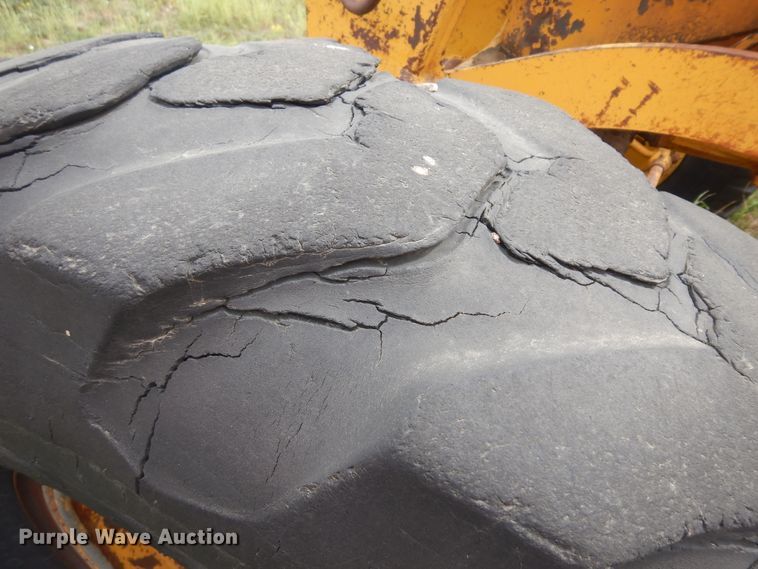 image for item KU9321 Caterpillar  rigid frame motor grader