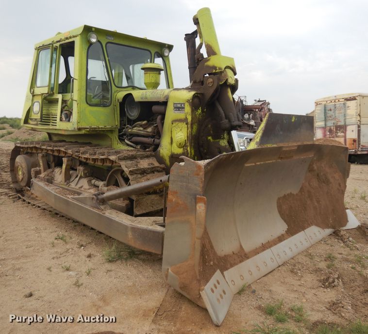 image for item KU9323 1975 Terex 82-30B  dozer