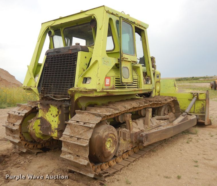 image for item KU9323 1975 Terex 82-30B  dozer