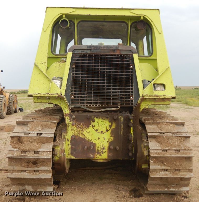image for item KU9323 1975 Terex 82-30B  dozer