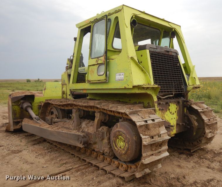 image for item KU9323 1975 Terex 82-30B  dozer
