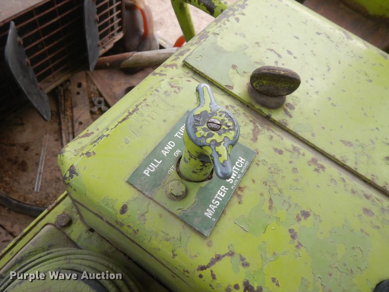 image for item KU9323 1975 Terex 82-30B  dozer