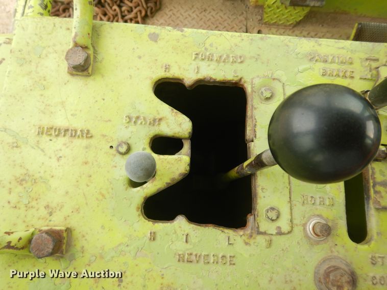 image for item KU9323 1975 Terex 82-30B  dozer