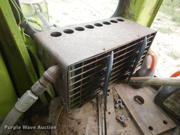 image for item KU9323 1975 Terex 82-30B  dozer