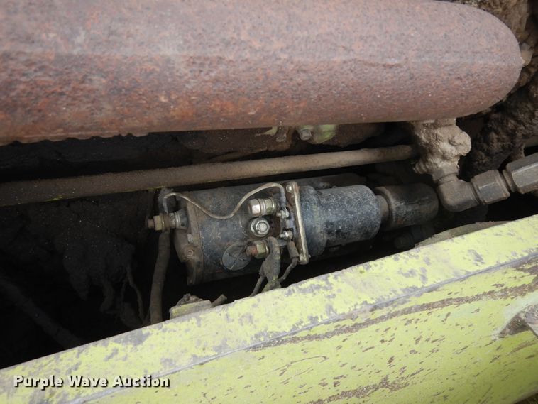 image for item KU9323 1975 Terex 82-30B  dozer