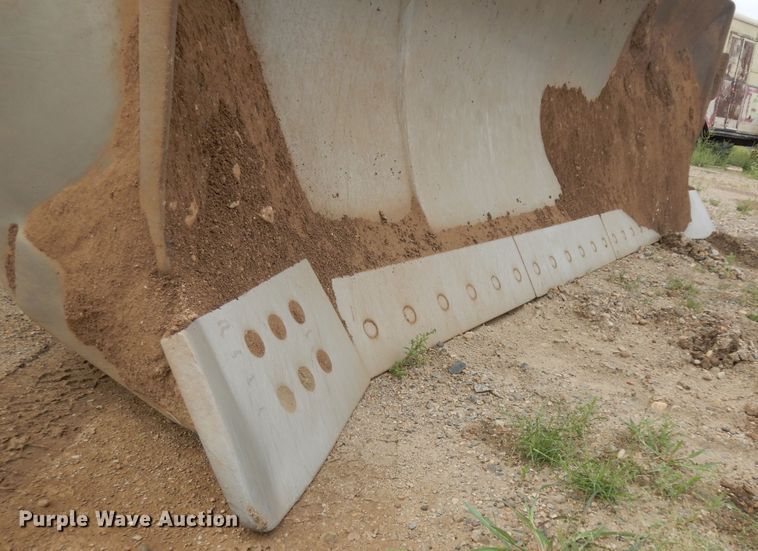 image for item KU9323 1975 Terex 82-30B  dozer