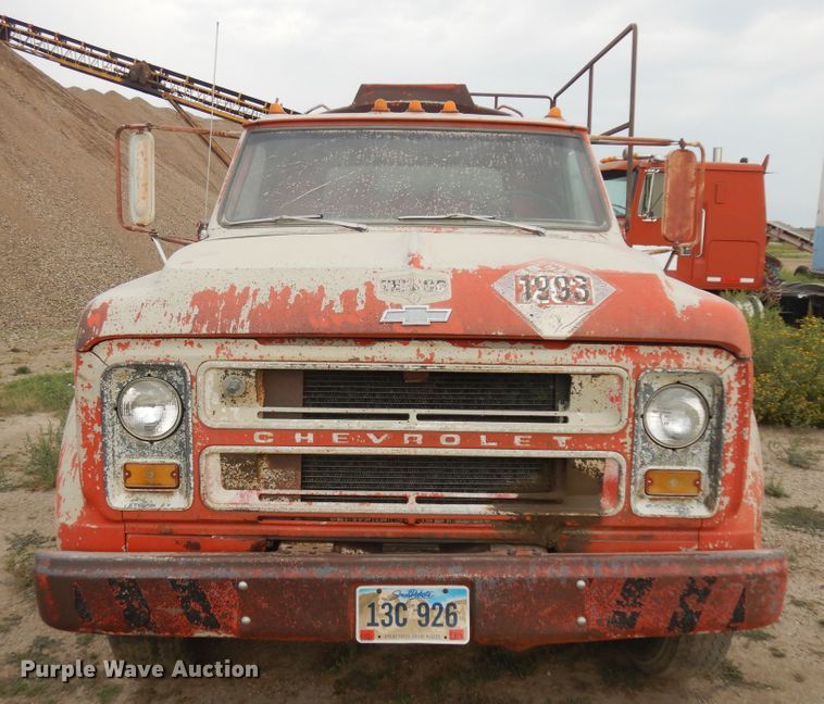 image for item KU9326 1972 Chevrolet C50  fuel truck