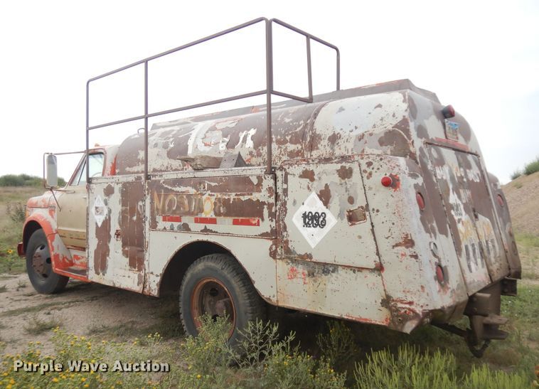 image for item KU9326 1972 Chevrolet C50  fuel truck