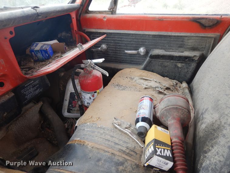 image for item KU9326 1972 Chevrolet C50  fuel truck