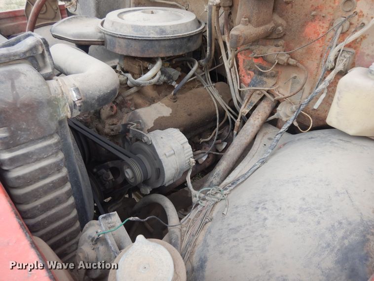 image for item KU9326 1972 Chevrolet C50  fuel truck