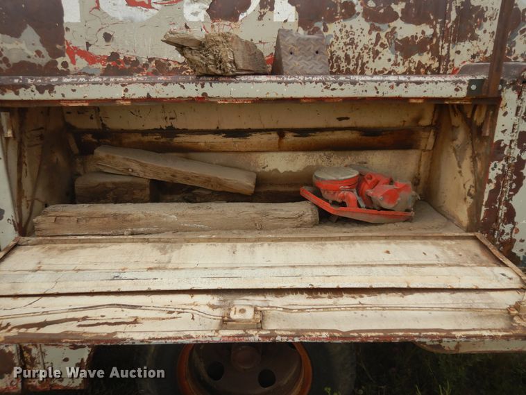 image for item KU9326 1972 Chevrolet C50  fuel truck