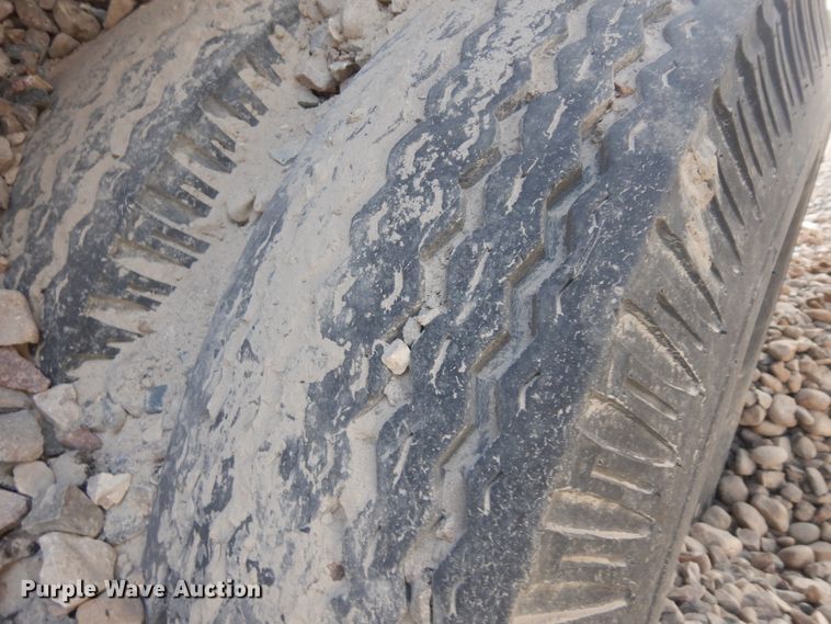 image for item KU9328 Portec 360-S  triple roll crusher plant