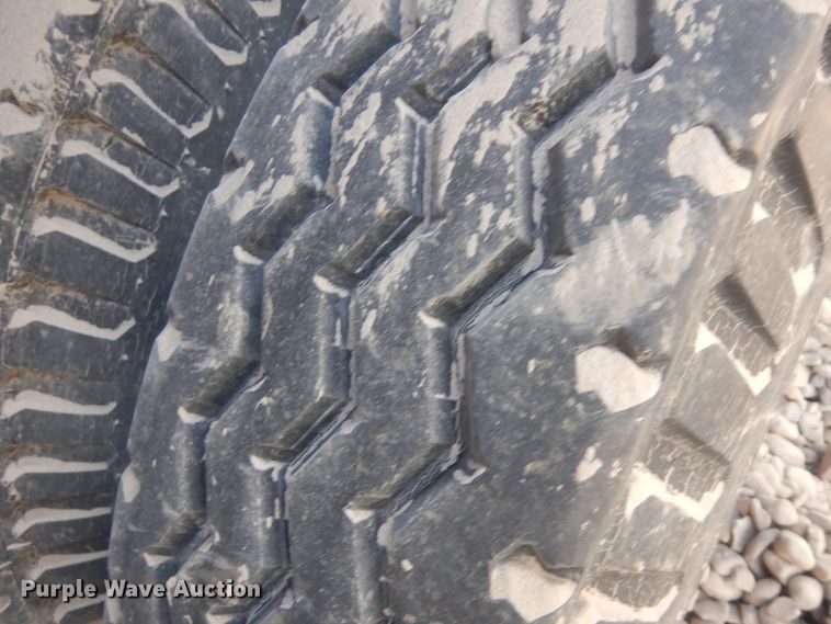 image for item KU9328 Portec 360-S  triple roll crusher plant