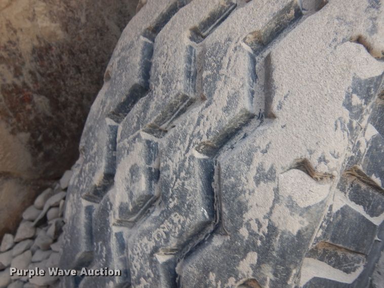 image for item KU9328 Portec 360-S  triple roll crusher plant