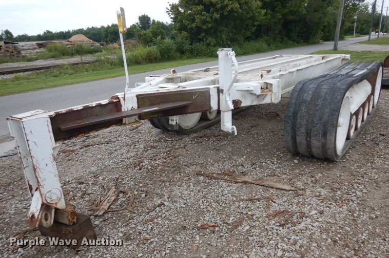 image for item KU9352 Tracked trailer