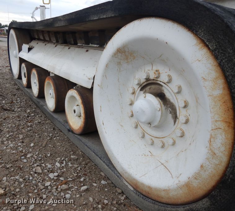 image for item KU9352 Tracked trailer