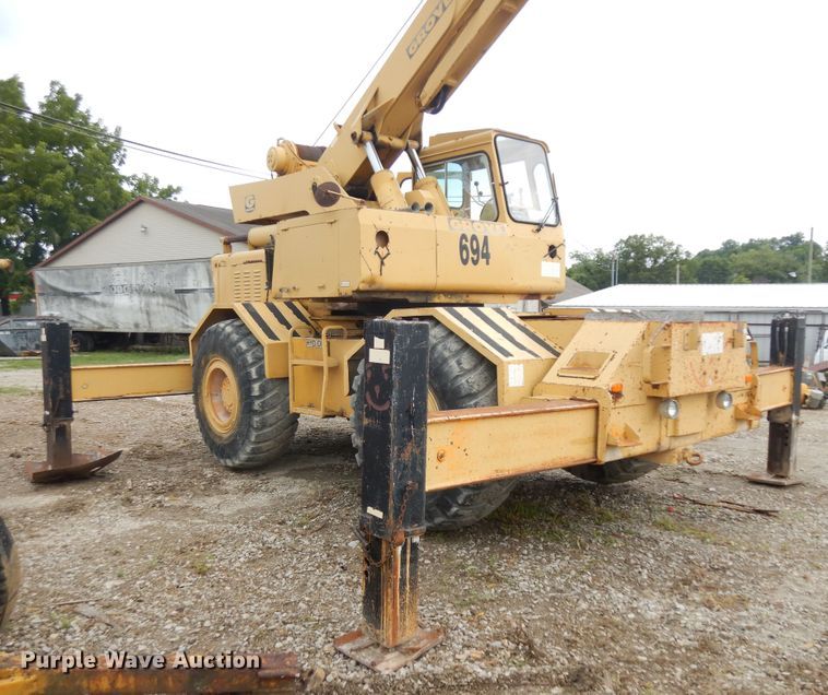 image for item KU9357 1978 Grove RT620S  crane
