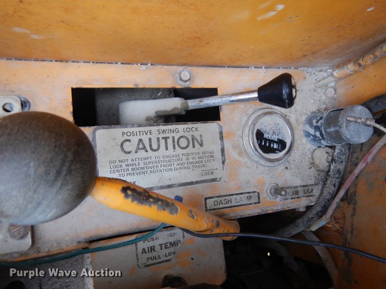 image for item KU9357 1978 Grove RT620S  crane