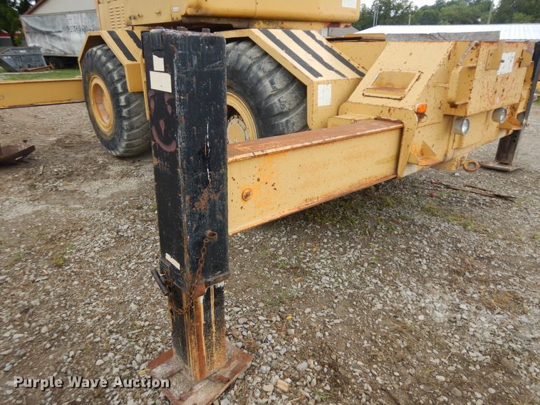 image for item KU9357 1978 Grove RT620S  crane