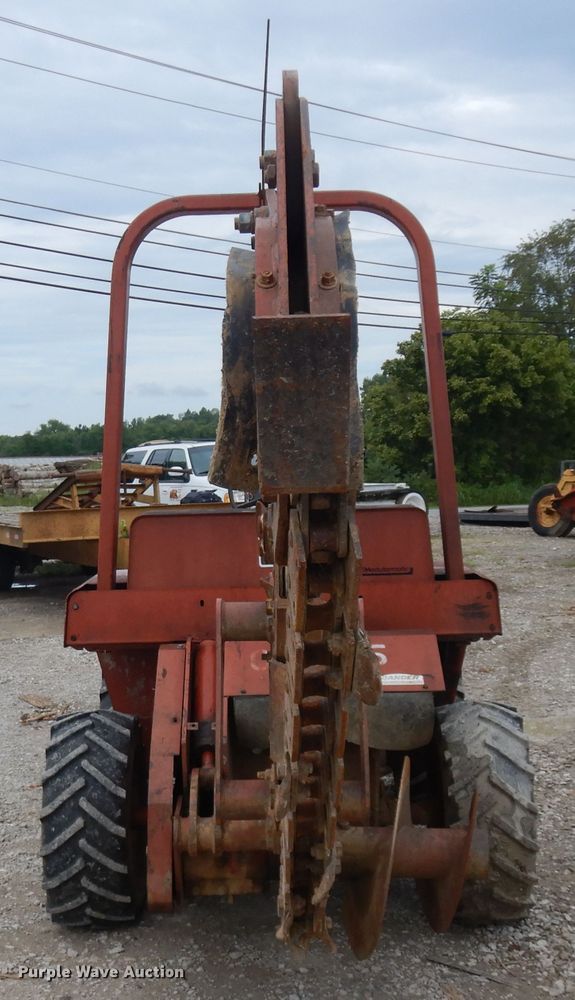 image for item KU9359 Ditch Witch 3210  trencher