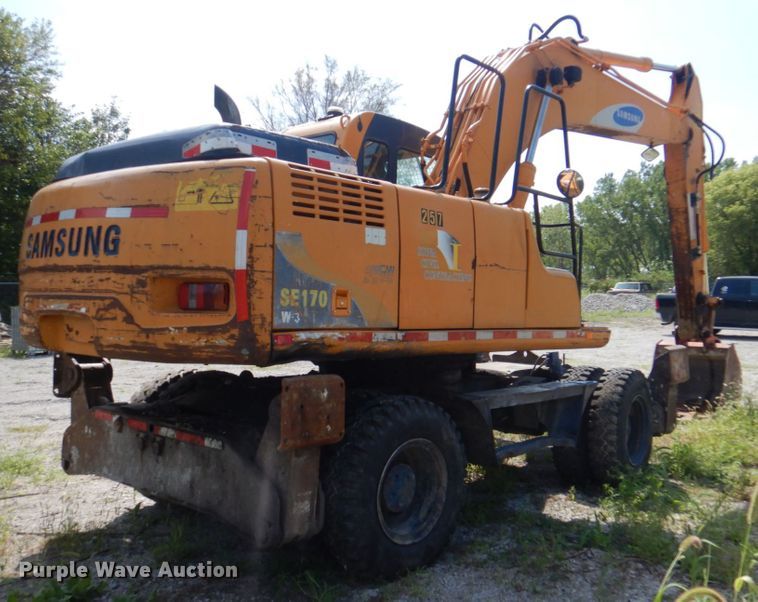 image for item KW9788 2007 Samsung SE170 W-3  wheeled excavator