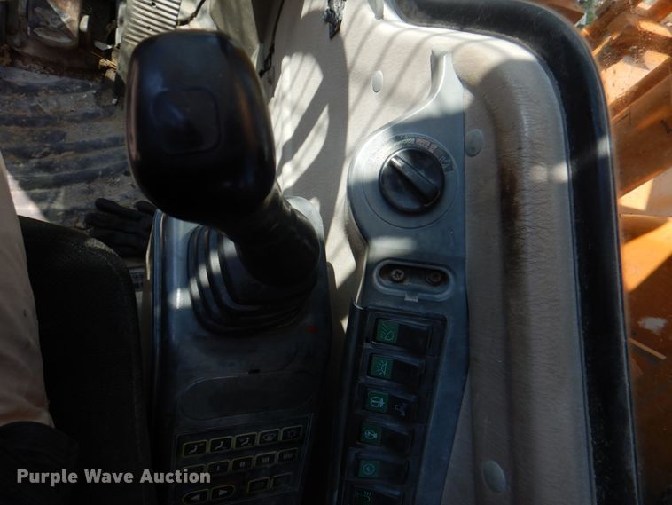 image for item KW9788 2007 Samsung SE170 W-3  wheeled excavator