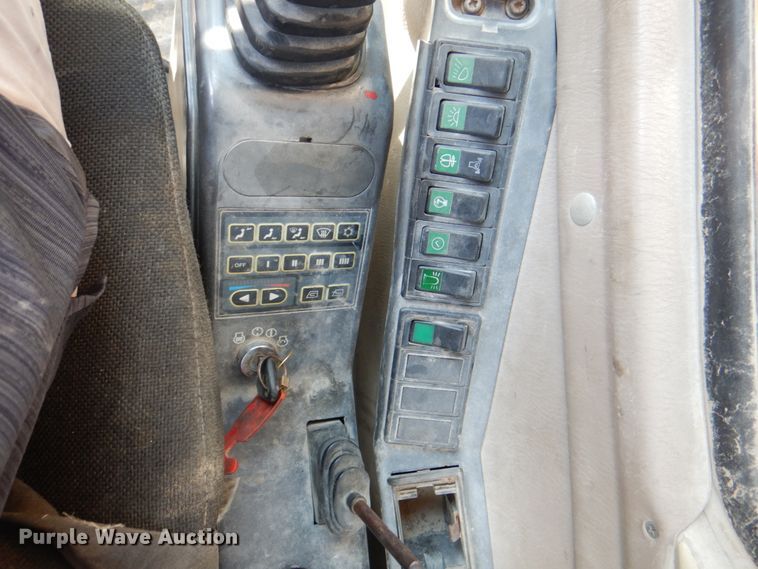 image for item KW9788 2007 Samsung SE170 W-3  wheeled excavator