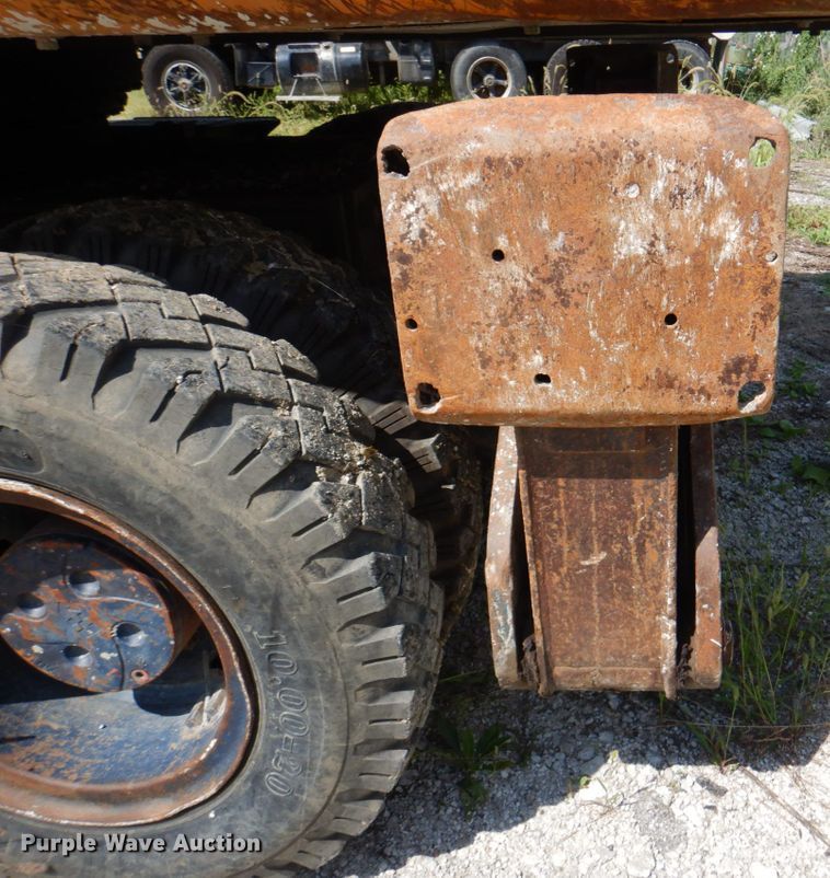 image for item KW9788 2007 Samsung SE170 W-3  wheeled excavator