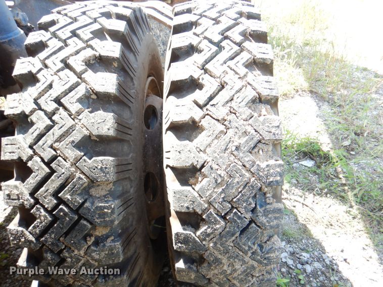 image for item KW9788 2007 Samsung SE170 W-3  wheeled excavator