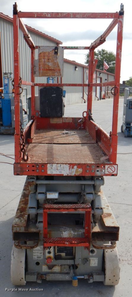 image for item KW9789 2008 Skyjack SJIII 3219  scissor lift