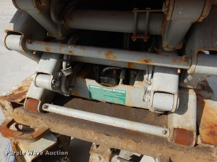 image for item KW9789 2008 Skyjack SJIII 3219  scissor lift