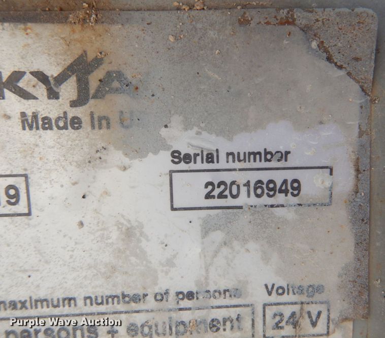 image for item KW9789 2008 Skyjack SJIII 3219  scissor lift