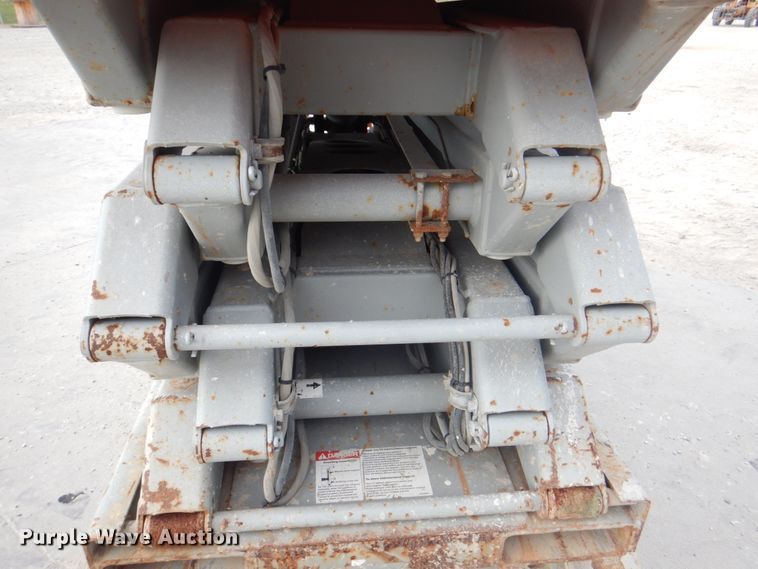 image for item KW9790 2007 Skyjack SJIII 3226  scissor lift