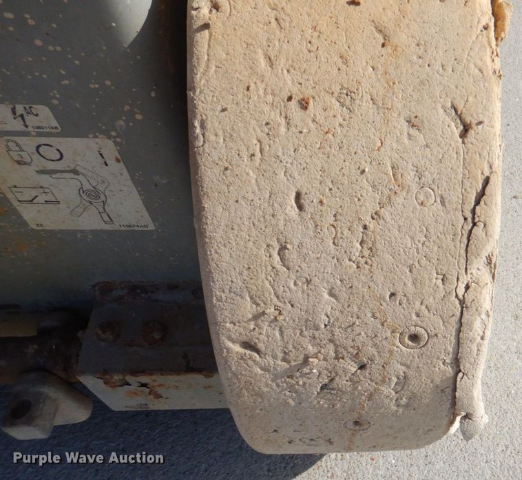 image for item KW9791 2008 Skyjack SJIII 3219  scissor lift