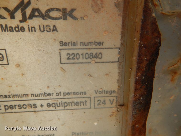 image for item KW9791 2008 Skyjack SJIII 3219  scissor lift