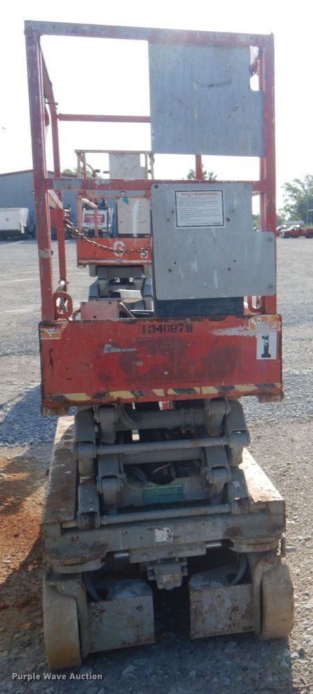 image for item KW9792 2008 Skyjack SJIII 3219  scissor lift