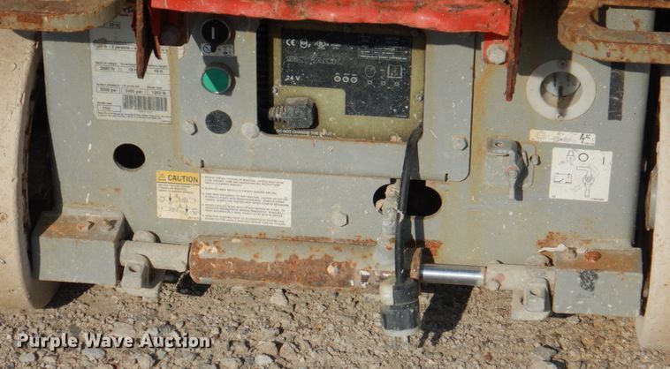 image for item KW9792 2008 Skyjack SJIII 3219  scissor lift