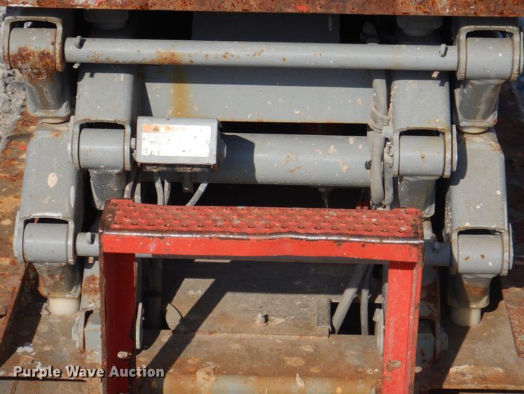 image for item KW9792 2008 Skyjack SJIII 3219  scissor lift