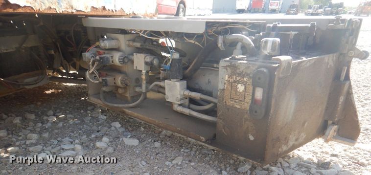 image for item KW9792 2008 Skyjack SJIII 3219  scissor lift