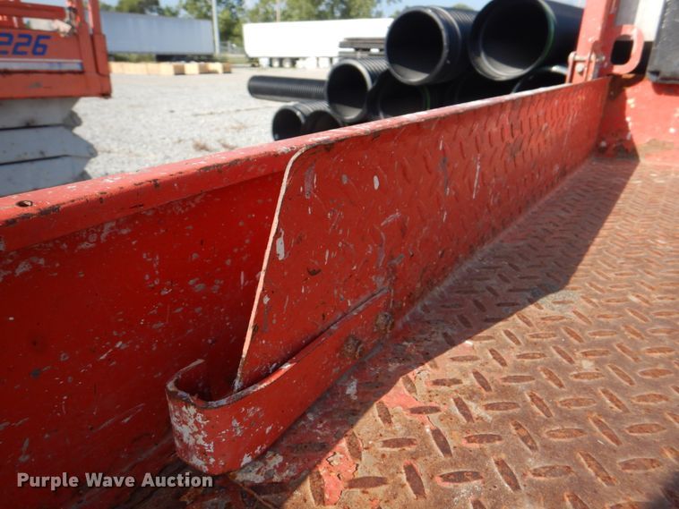 image for item KW9792 2008 Skyjack SJIII 3219  scissor lift