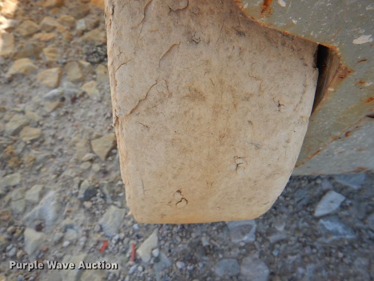 image for item KW9792 2008 Skyjack SJIII 3219  scissor lift