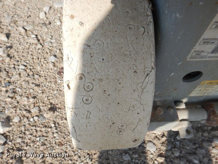 image for item KW9792 2008 Skyjack SJIII 3219  scissor lift