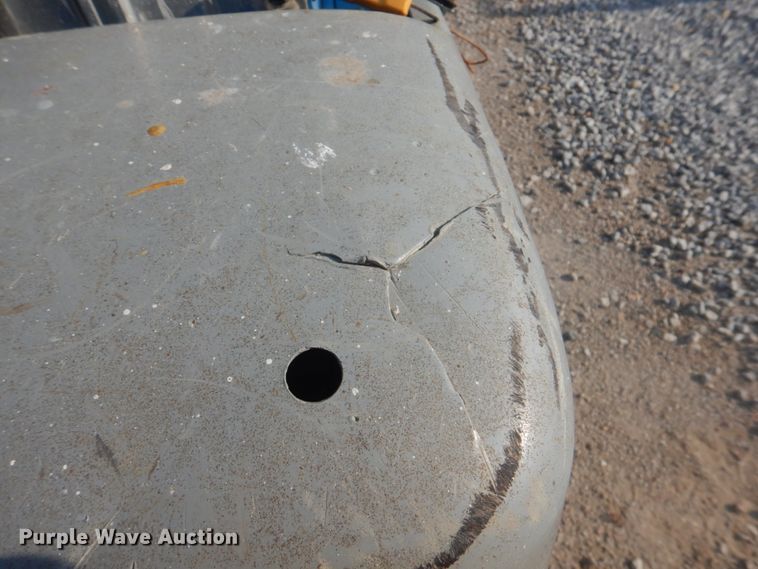 image for item KW9795 2008 Genie GR-20  vertical lift