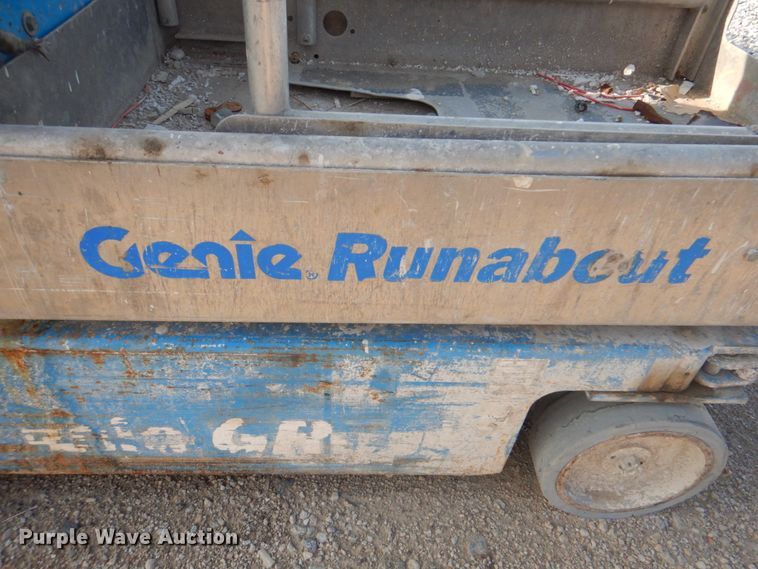 image for item KW9795 2008 Genie GR-20  vertical lift
