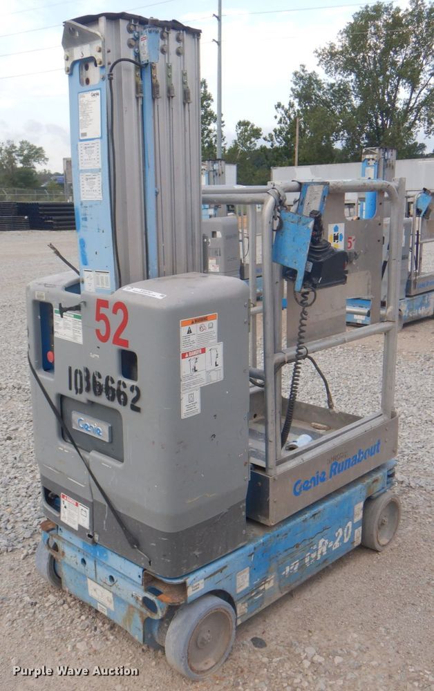 image for item KW9797 2008 Genie GR-20  vertical lift