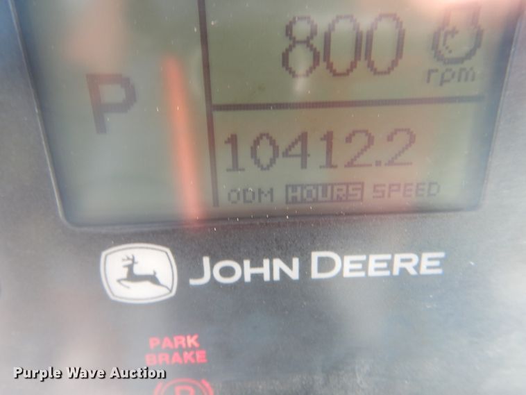 image for item KW9804 2005 John Deere 670D  motor grader