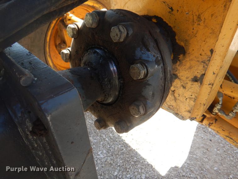 image for item KW9804 2005 John Deere 670D  motor grader